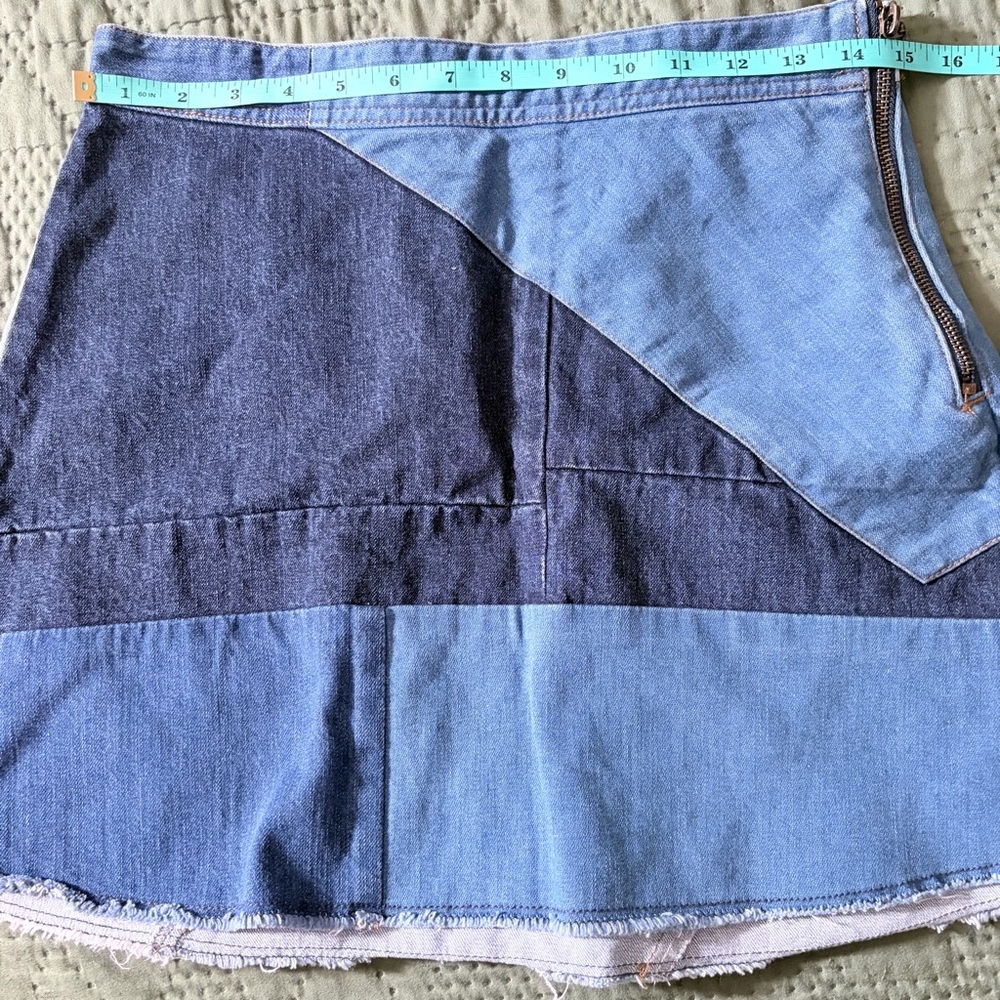 Zara Patchwork Denim Mini Skirt Raw Hem Blue M - Picture 7 of 7